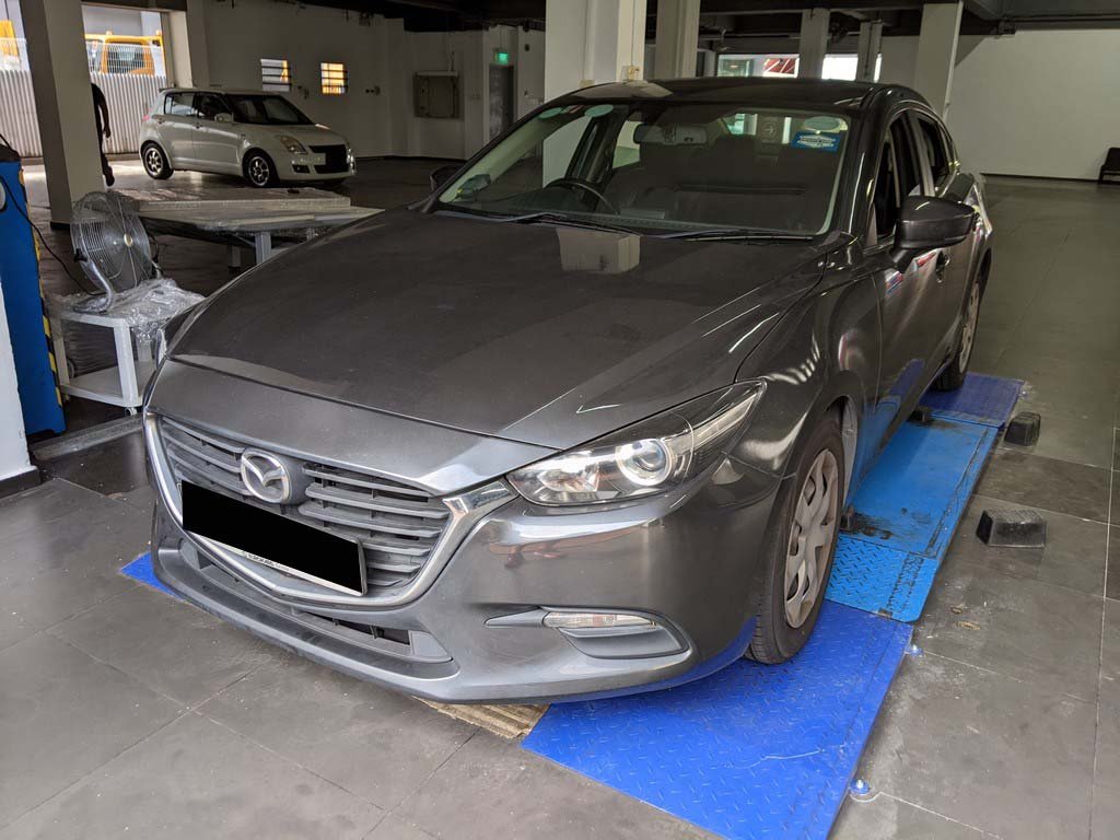 Mazda 3 Sedan 1.5 At Eu6