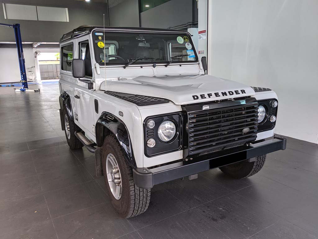 Land Rover Defender 90 2.2 M