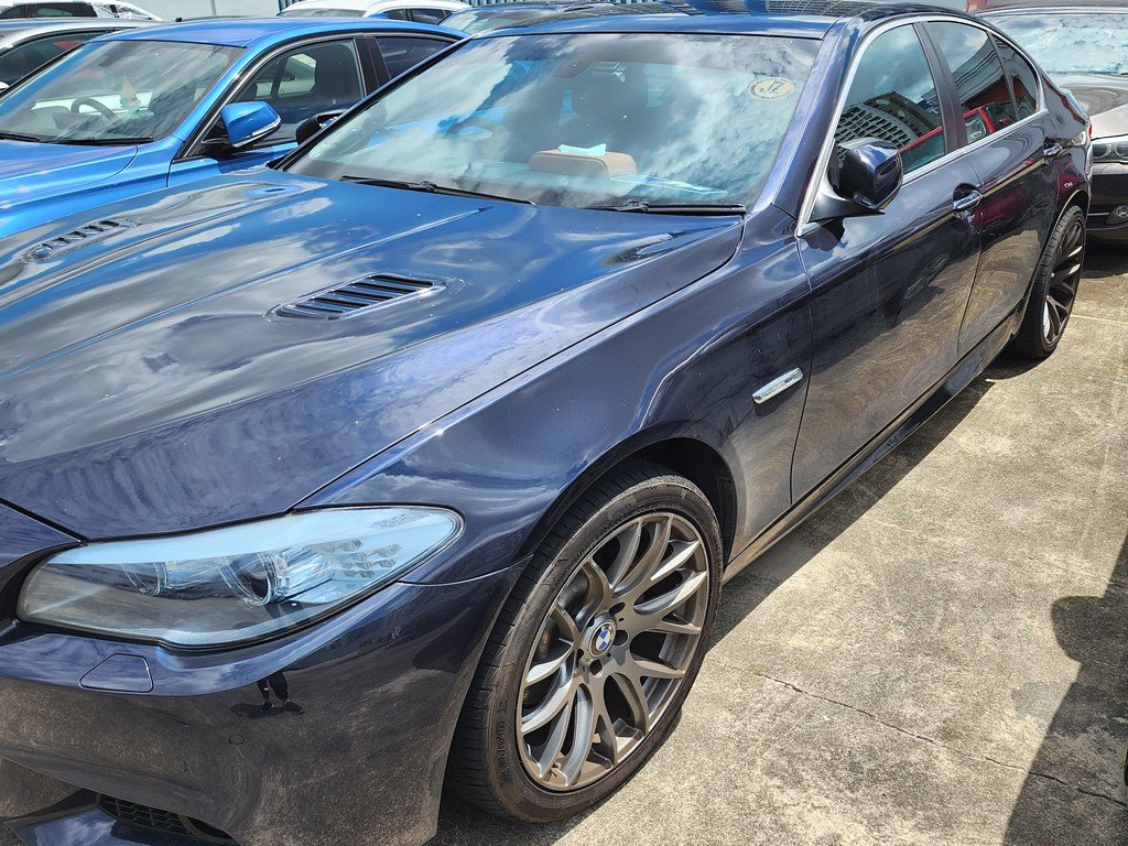 BMW 523i 2.5 At Abs D/ab 2wd 4dr Gas/d Nav (COE Till 12/2030)