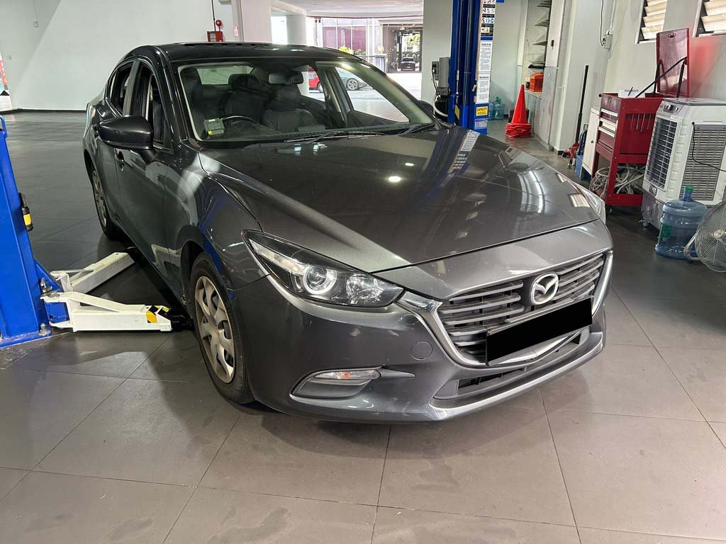 Mazda 3 Sedan 1.5 At Eu6