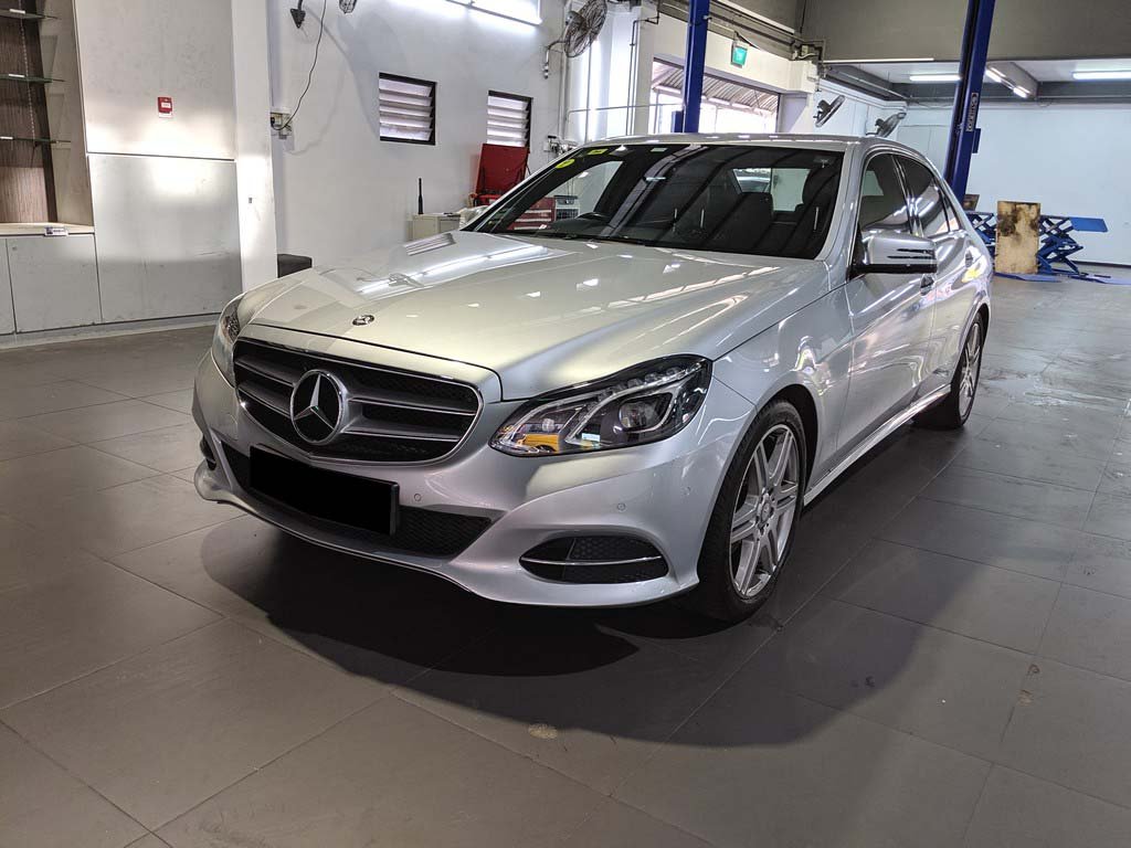 Mercedes Benz E250 Sedan (R18)