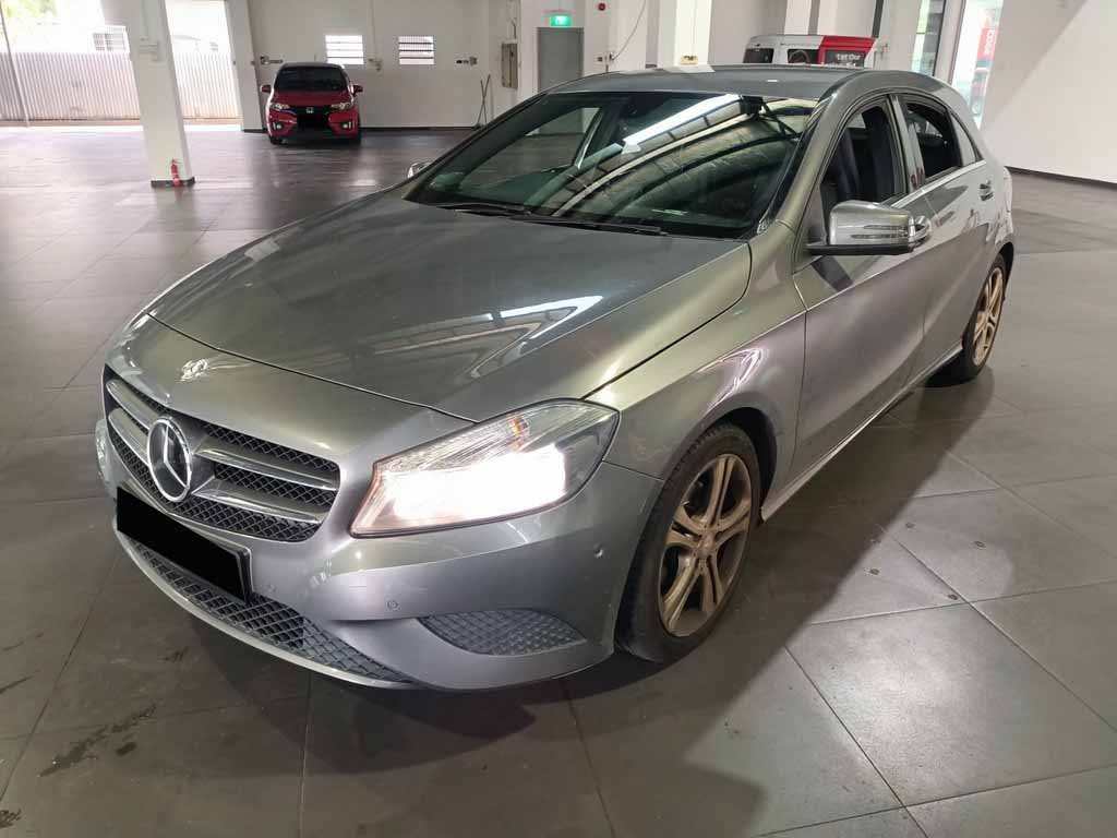 Mercedes Benz A180 (r17)