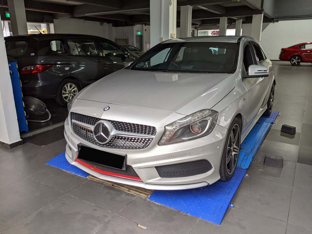 Mercedes Benz A250 Sport (BI)