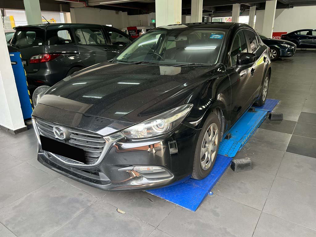 Mazda 3 Sedan 1.5 At Eu6