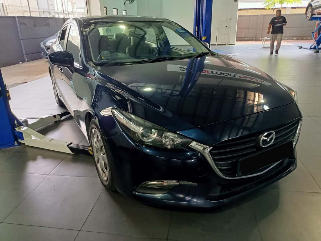 Mazda 3 Sedan 1.5 At Eu6