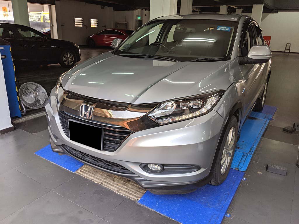 Honda Vezel 1.5X Auto (Hybrid)
