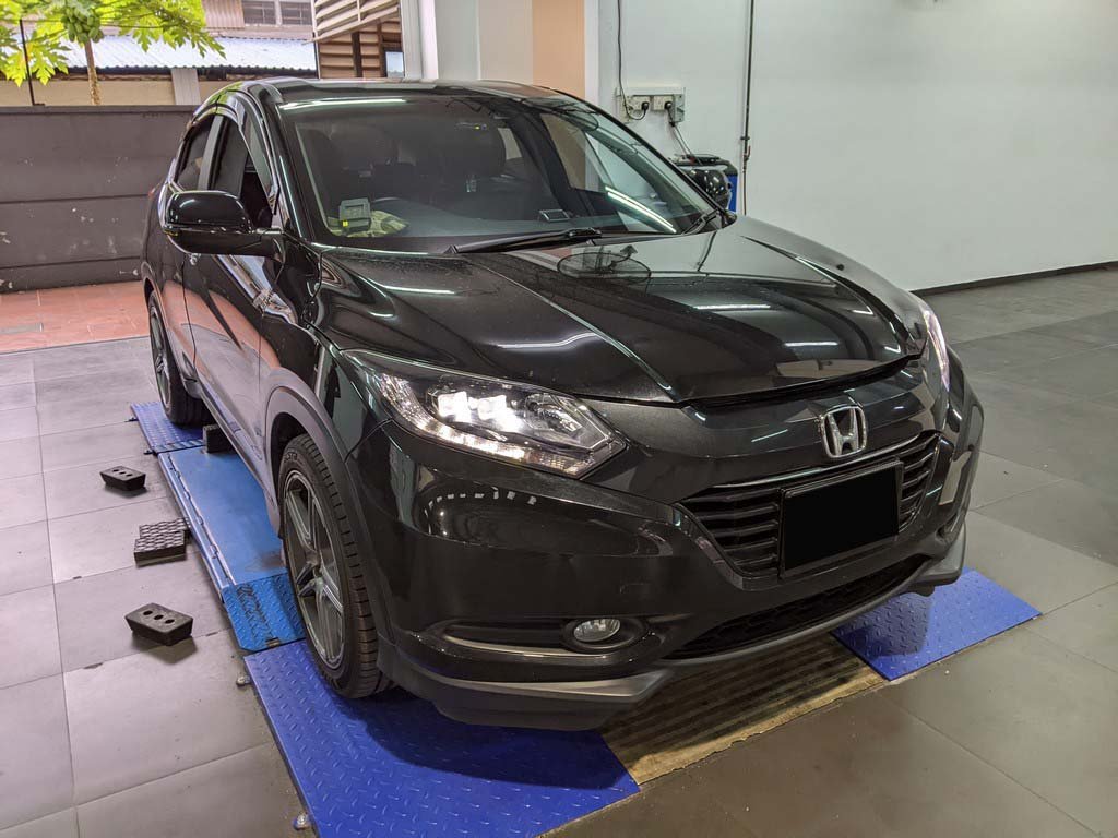 Honda Vezel 1.5X CVT
