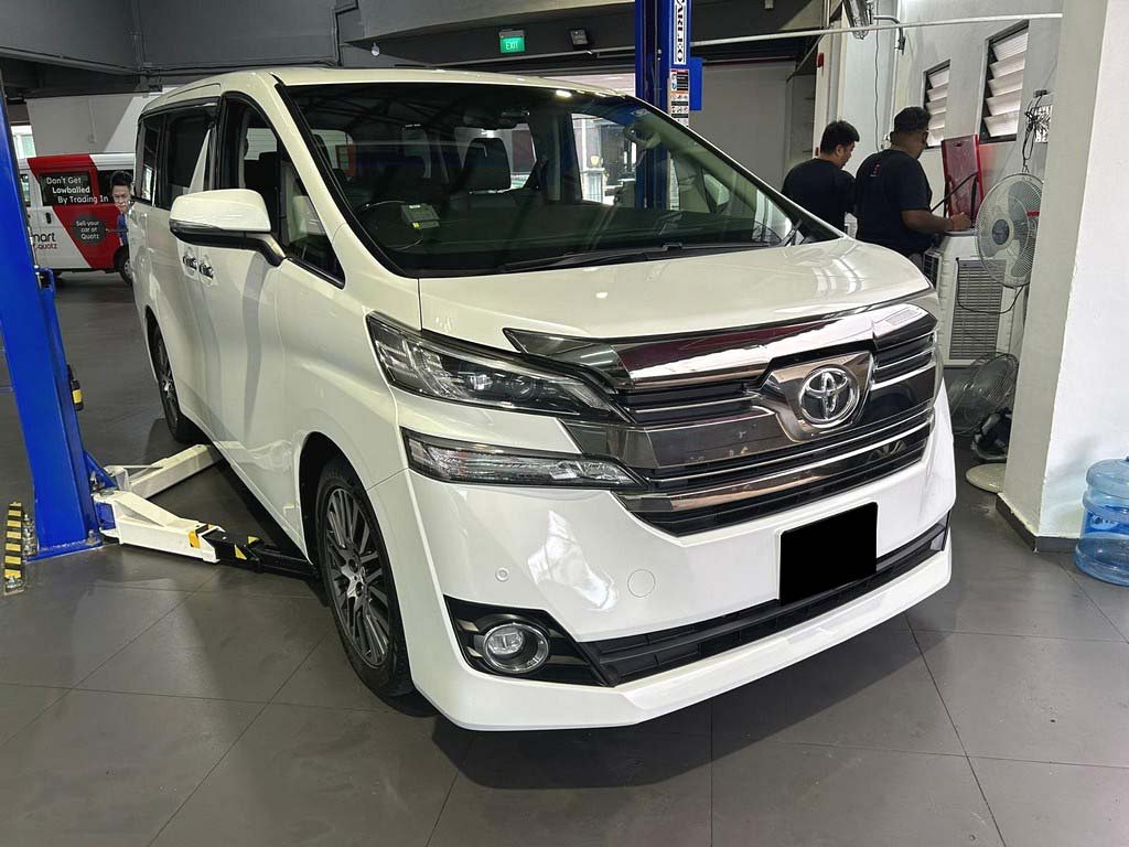 Toyota Vellfire 2.5 Cvt Sunroof