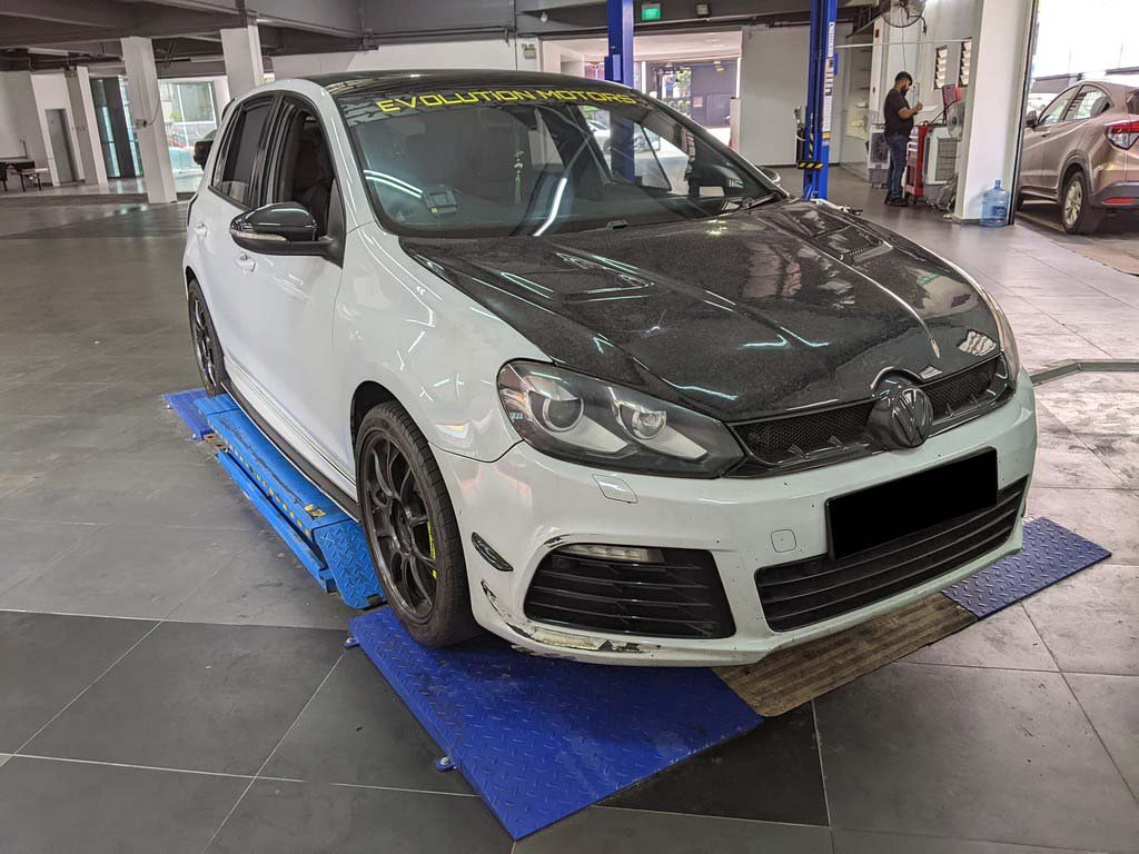 Volkswagen Golf R 2.0L 5DR 5K1RX7 (COE Till 08/2030)