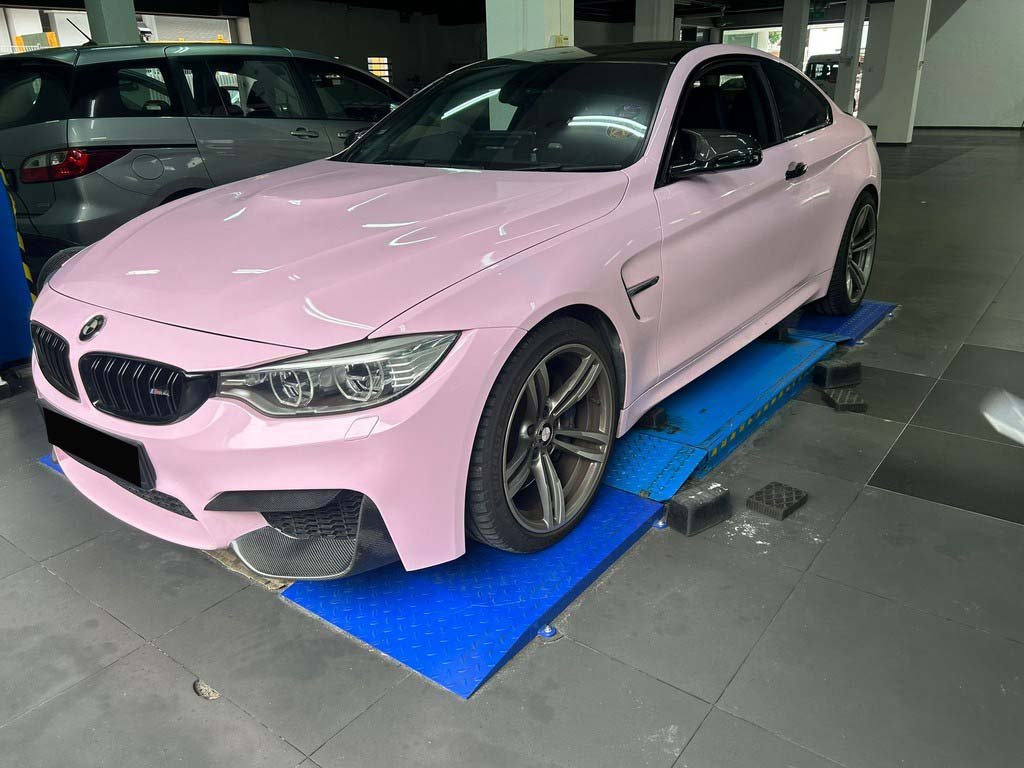 BMW M4 Coupe At