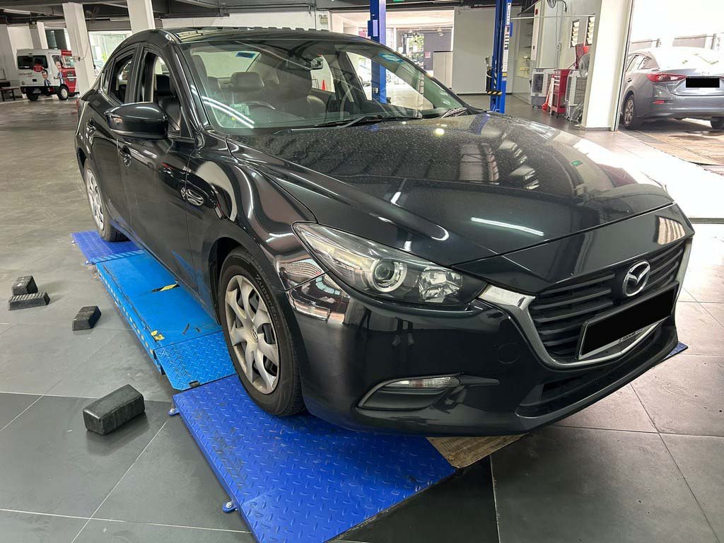 Mazda 3 Sedan 1.5 At Eu6