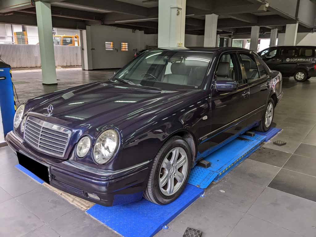 Mercedes Benz E200 At (COE Till 05/2026)