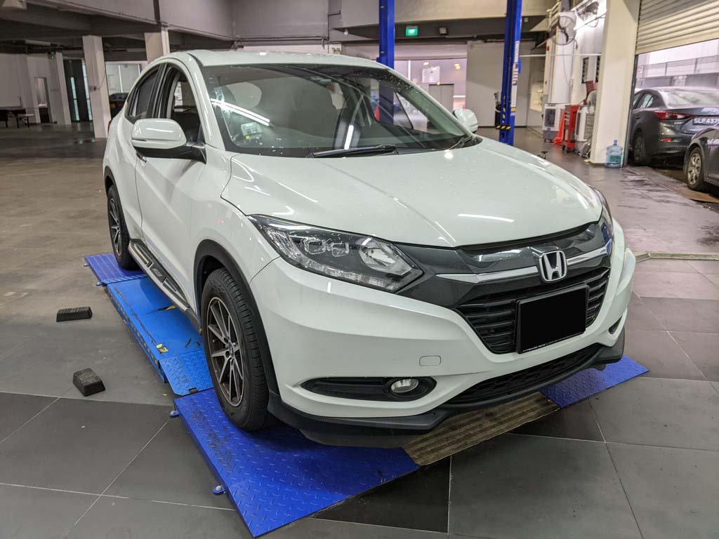 Honda Vezel 1.5X CVT