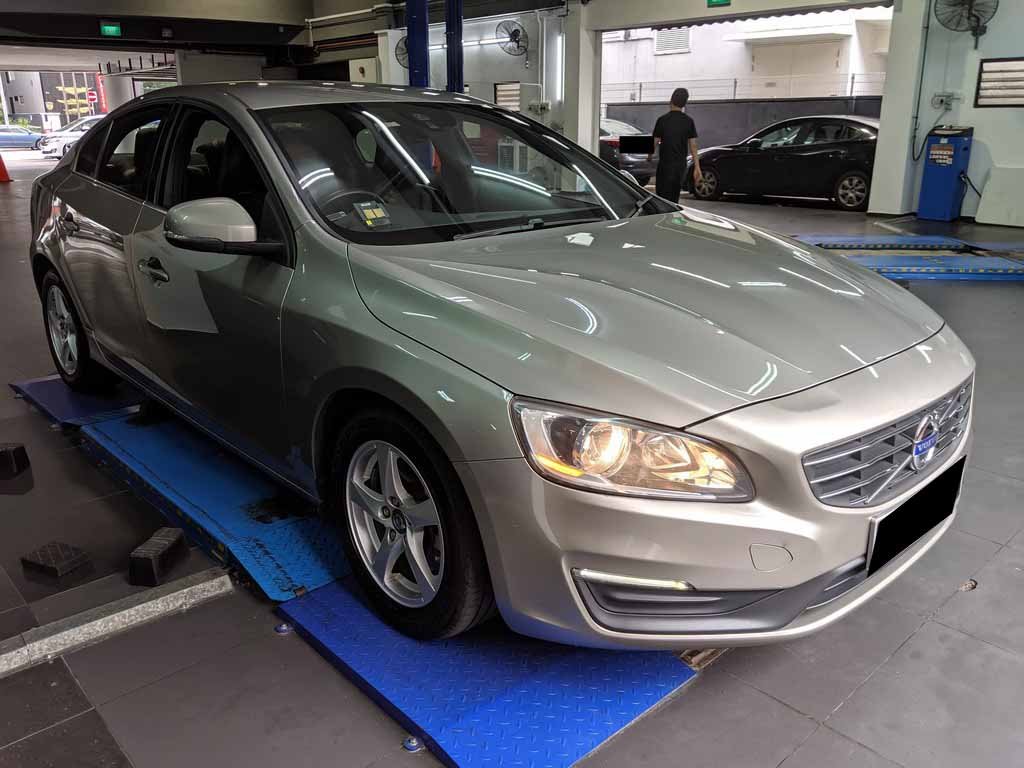Volvo S60 D2