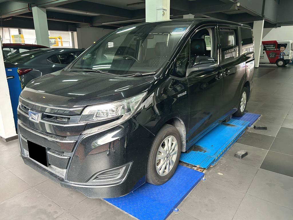 Toyota Noah 7 Seater 1.8X CVT (Hybrid)