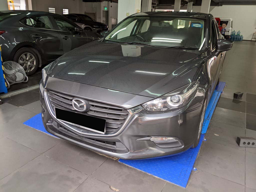 Mazda 3 Sedan 1.5 At Eu6
