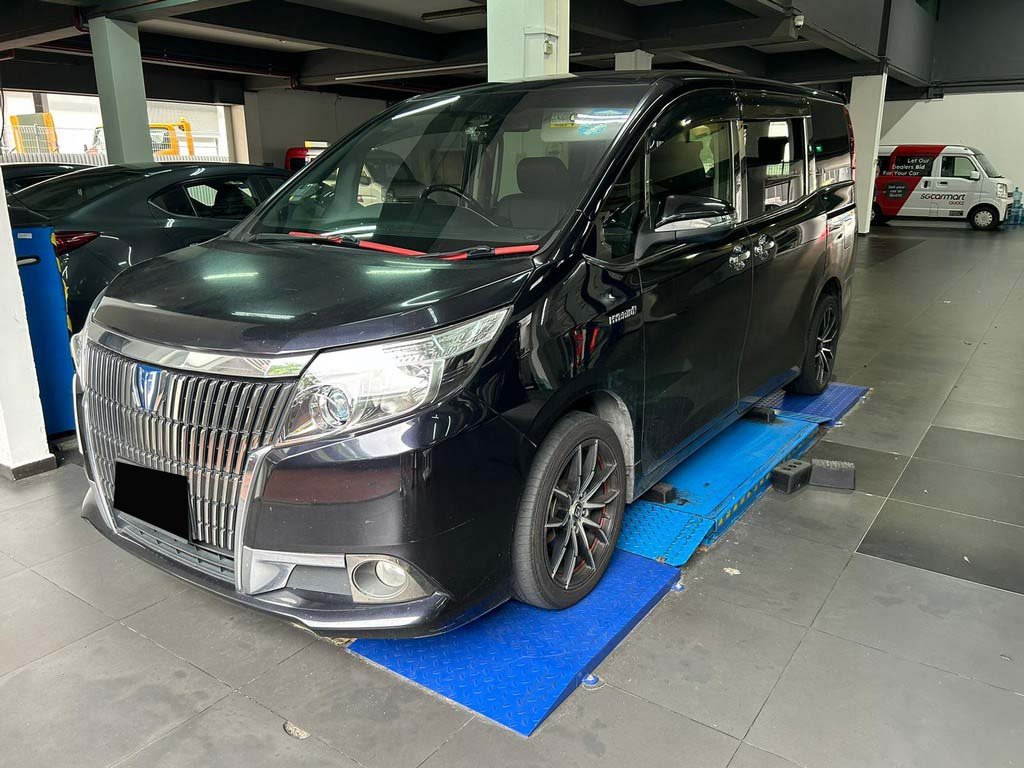 Toyota Esquire 1.8 GI CVT 2wd (Hybrid)