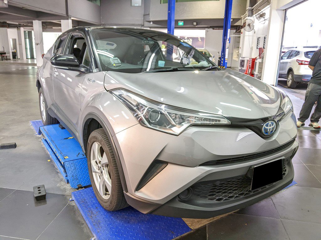 Toyota C-HR 1.8S CVT (Hybrid)