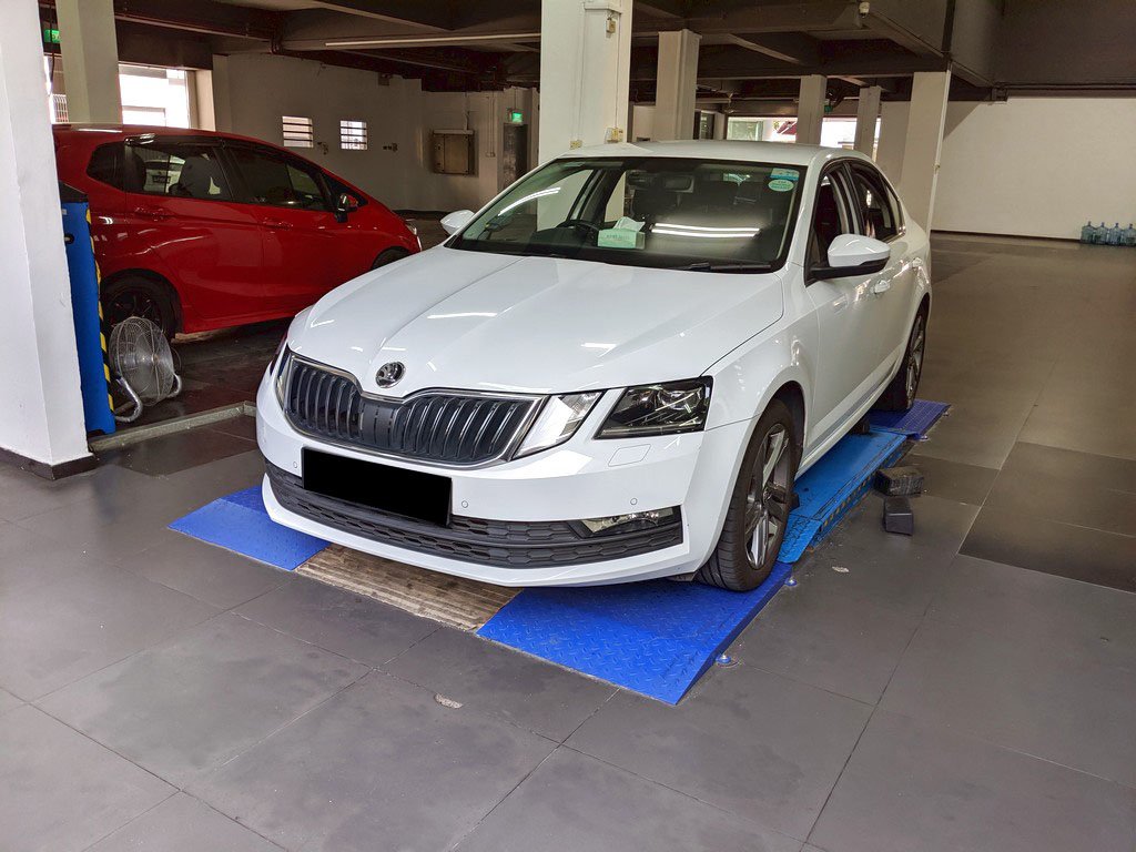 Skoda Octavia 1.4 Ambition Plus TSI (A)