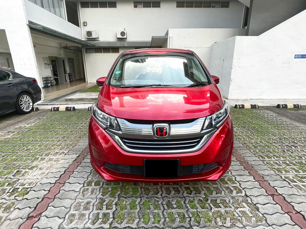 Honda Freed 1.5G Auto (Hybrid)