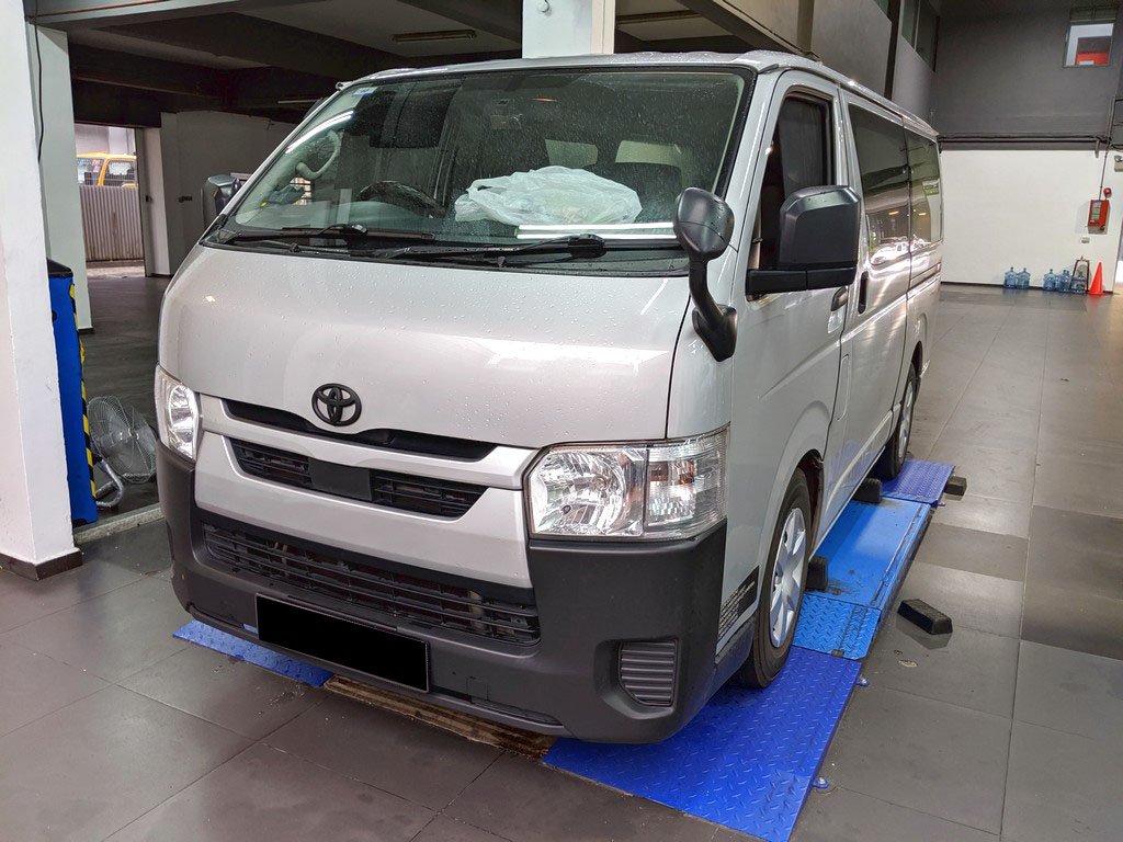 Toyota Hiace 2.0 DX Auto