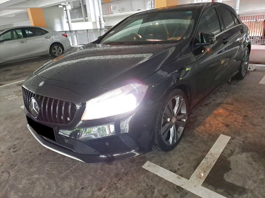 Mercedes Benz A200 FL Style (R17 HLG)