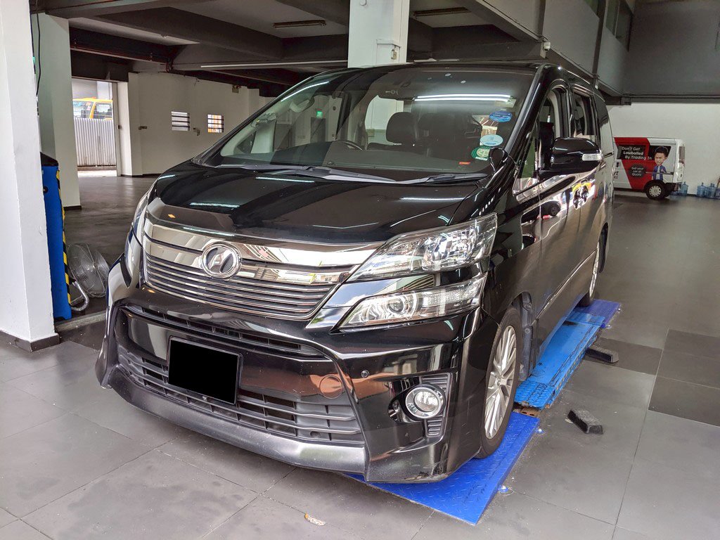 Toyota Vellfire 2.4Z G-Edition A