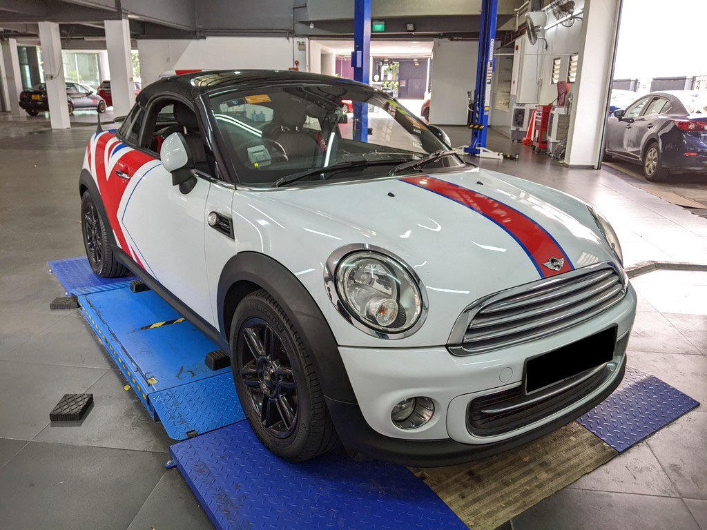 Mini Cooper Coupe 1.6 At 3Dr (COE Till 07/2032)