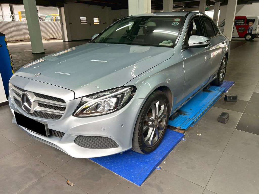 Mercedes Benz C180 Avantgarde (r17 Led)