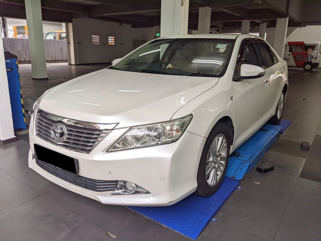 Toyota Camry 2.5 At