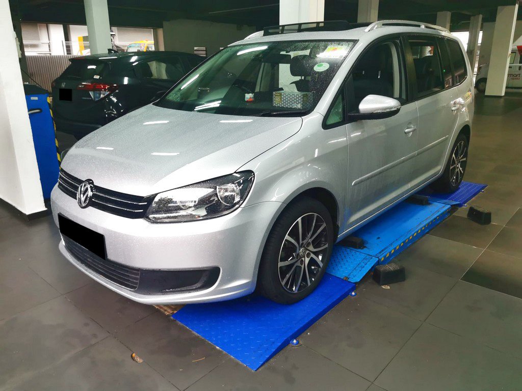 Volkswagen Touran 1.6 TDI At 1T332Z