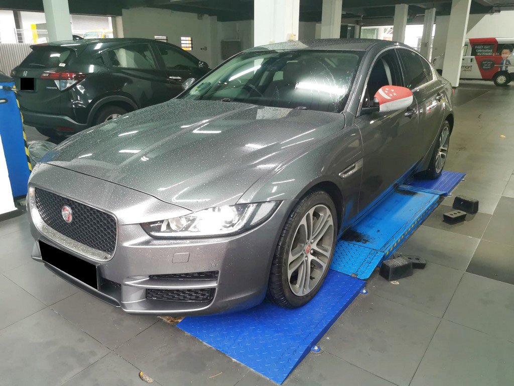 Jaguar XE 2.0P 200PS RWD
