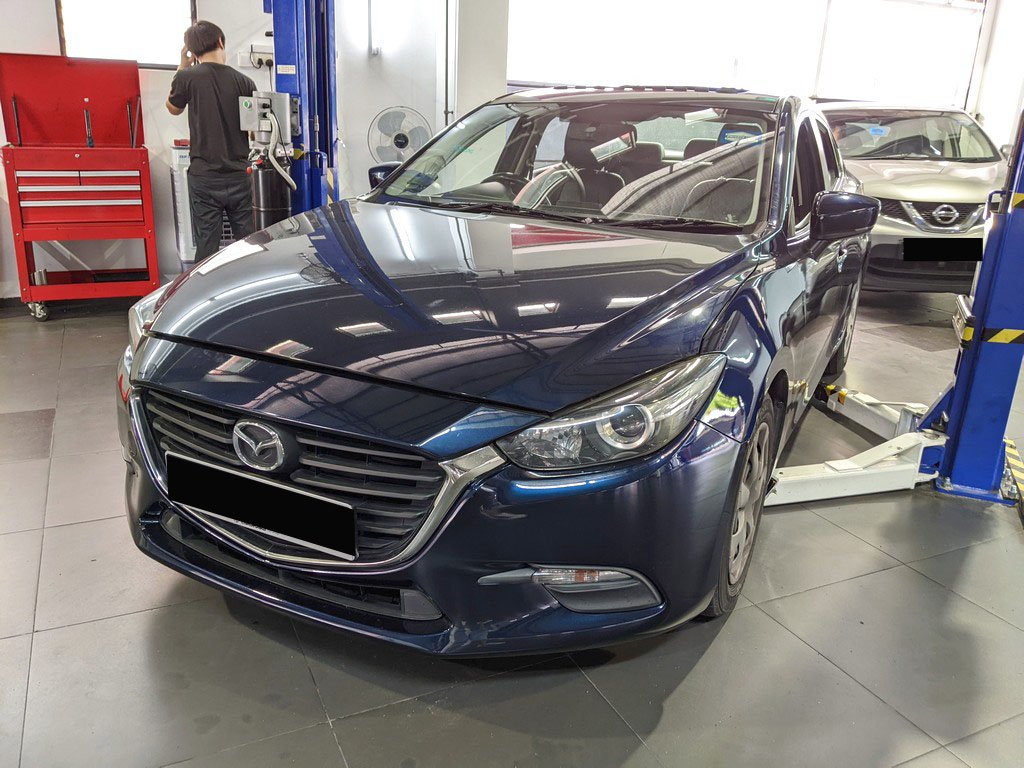 Mazda 3 Sedan 1.5 At Eu6