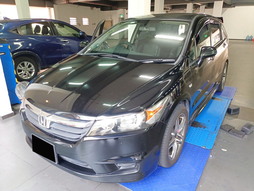 Honda Stream 1.8X A (COE Till 08/2028)