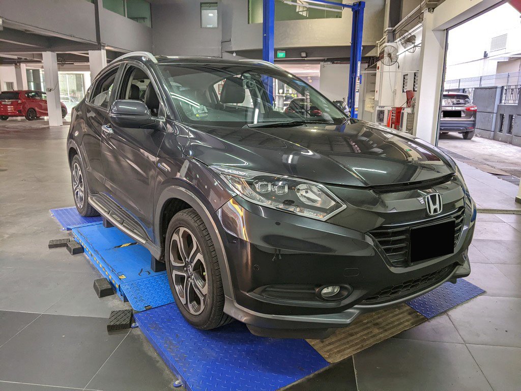 Honda Vezel 1.5X CVT (Hybrid)