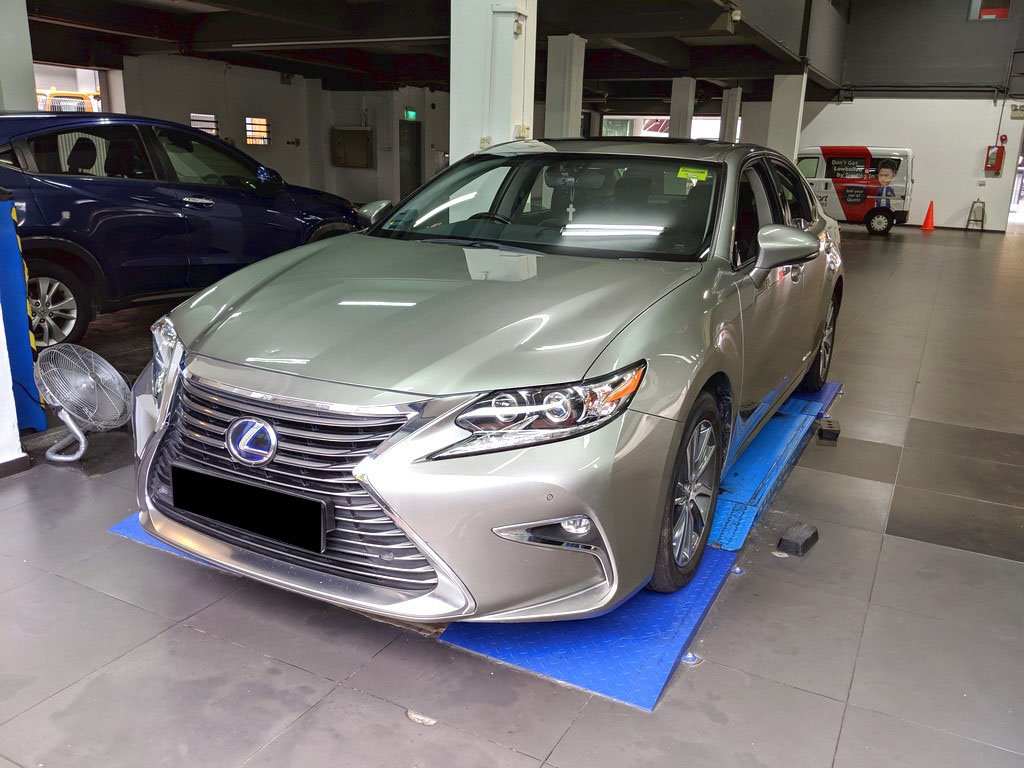 Lexus ES300H Luxury CVT S/R (Hybrid)