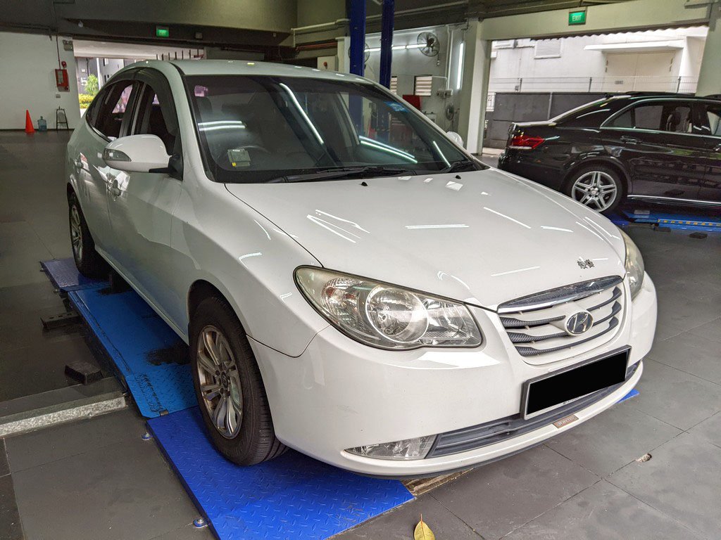 Hyundai Avante 1.6 At (COE Till 01/2025)