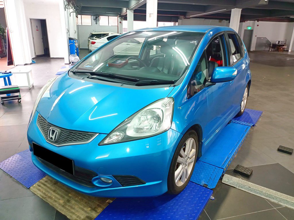 Honda Jazz 1.5L AT ABS D/AB HID 2WD 5DR (COE Till 02/2025)