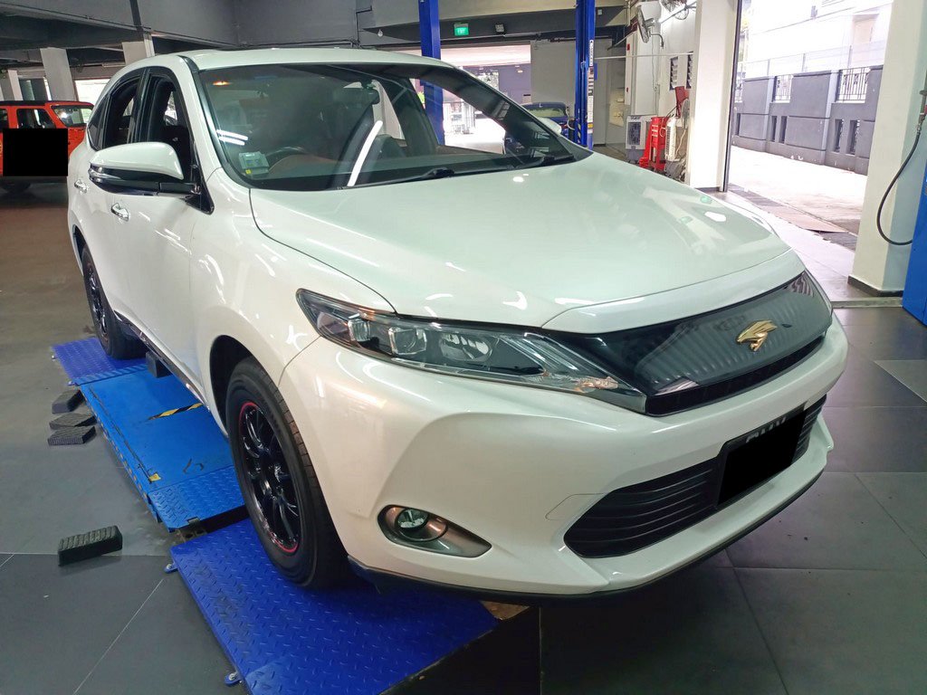 Toyota Harrier Elegance 2.0 A