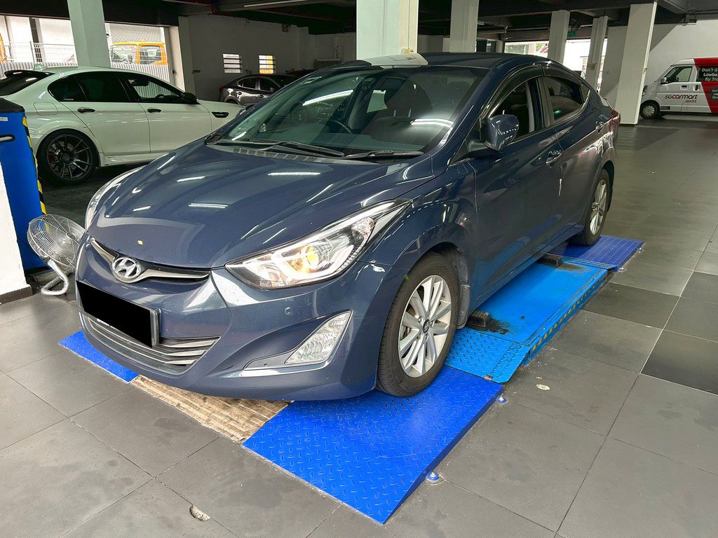 Hyundai Elantra 1.6 At Abs D/ab 2wd 4dr