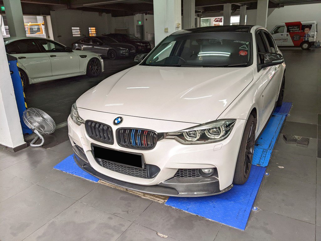 BMW 318I Sedan Led