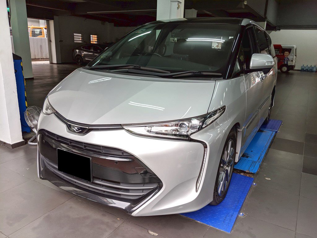 Toyota Estima Aeras Premium 2.4 CVT