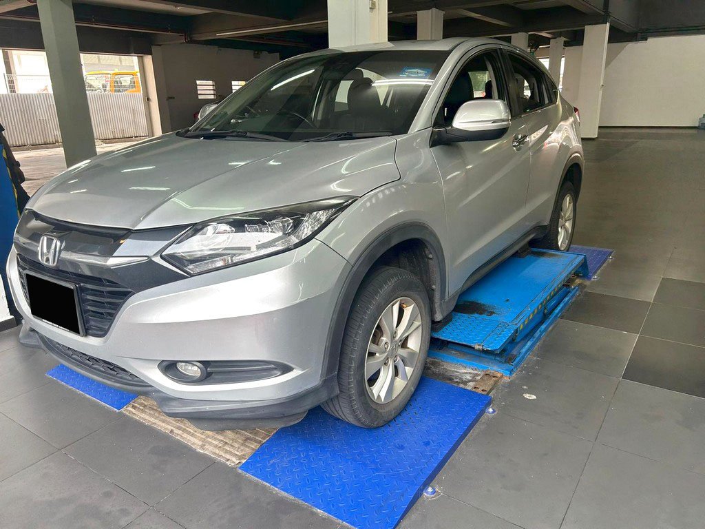 Honda Vezel 1.5X CVT