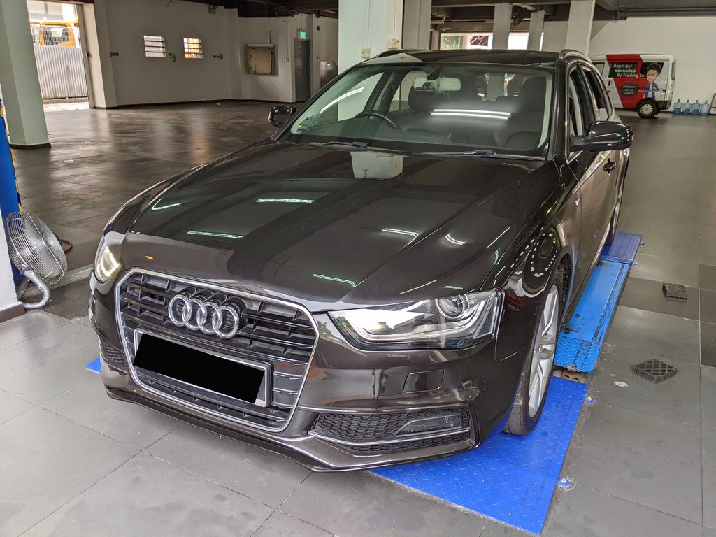 Audi A4 Avant 2.0 TFSI Mu (Eu6)