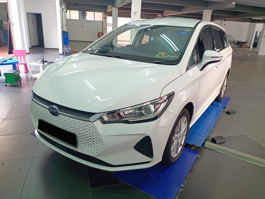 BYD E6 (ME 2) (Electric Vehicle)