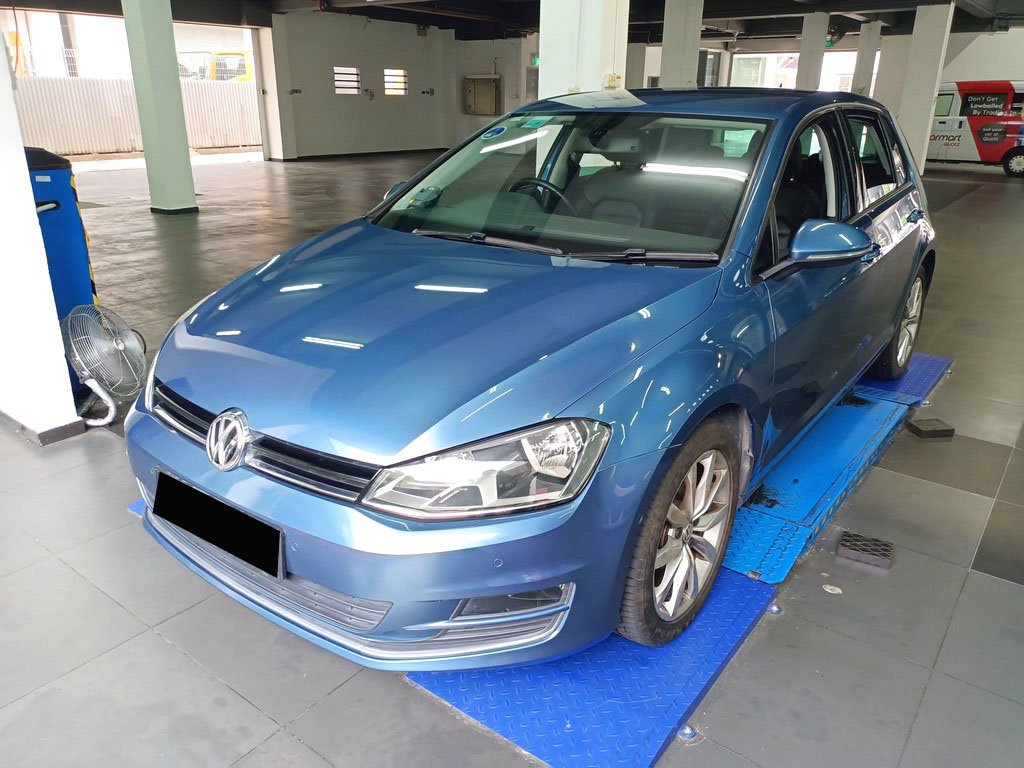 Volkswagen Golf A7 1.4 TSI At W/o Sunroof Hid