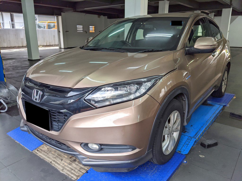 Honda Vezel 1.5x A (Hybrid)