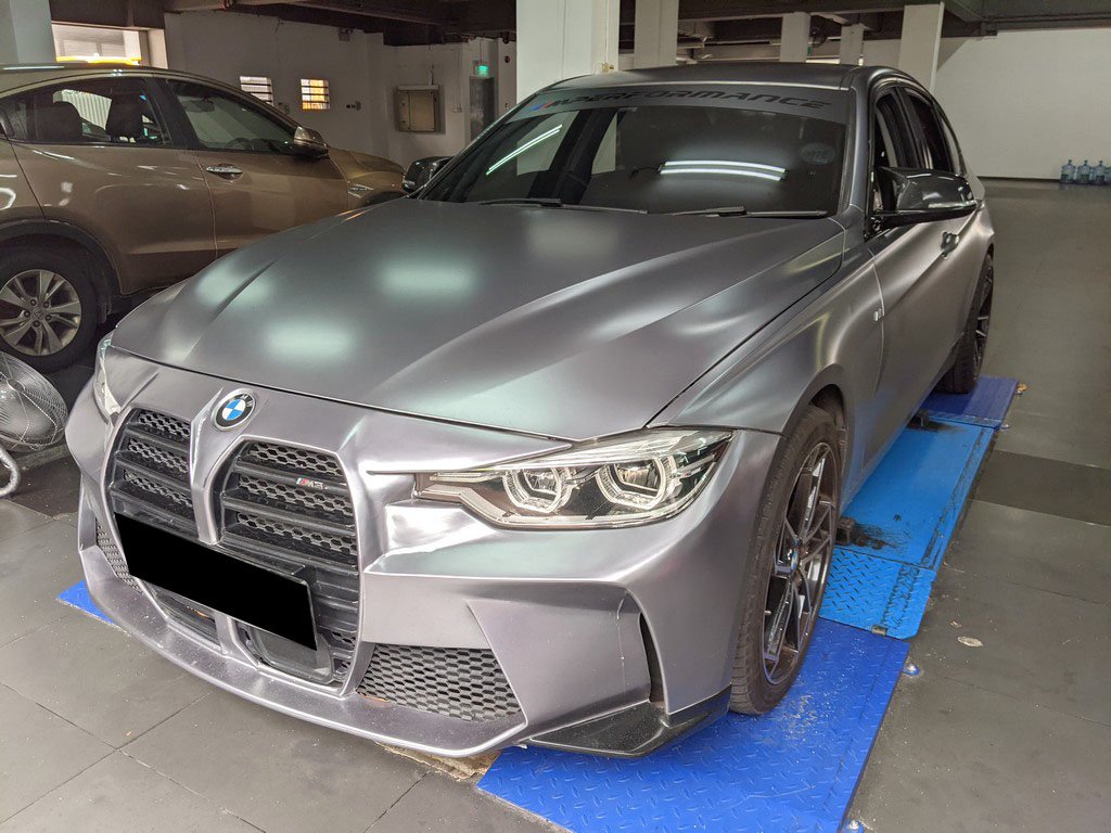 BMW 318i Sedan Led Nav