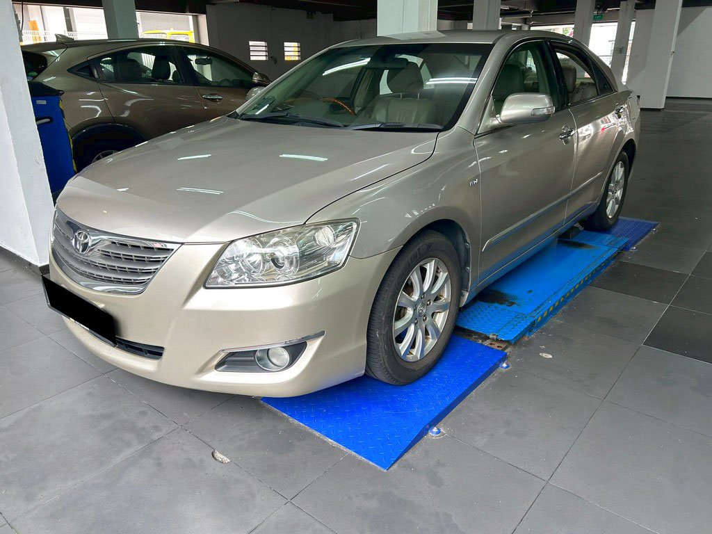 Toyota Camry 2.0 Auto Abs Airbag (COE Till 10/2028)