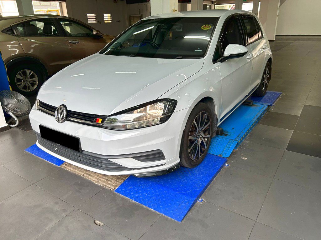 Volkswagen Golf Tsi Tl